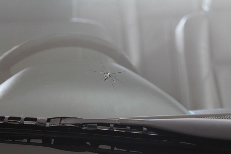 Why to Repair Chipped Windshield