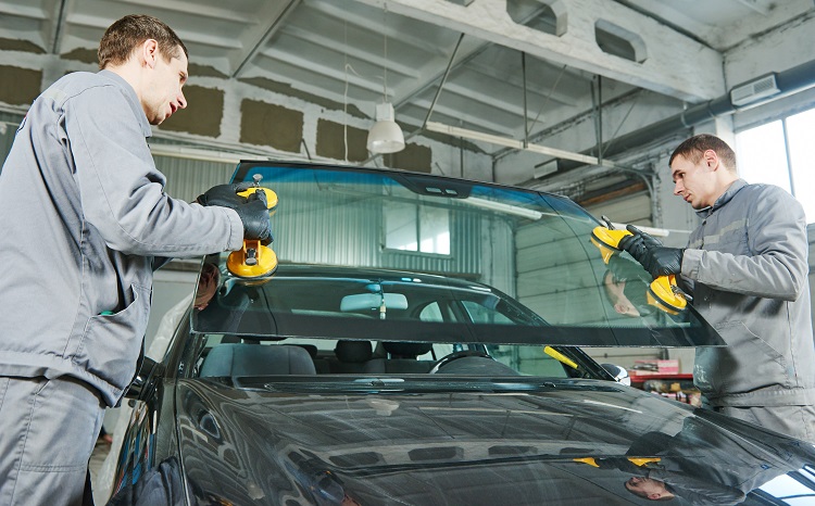 Understand the Installation Process of a Windshield AIS